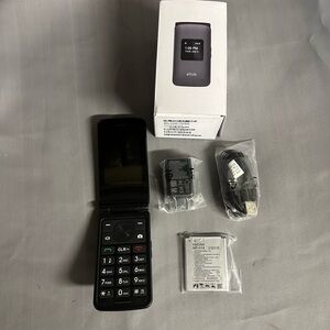 Verizon flip phone- never used